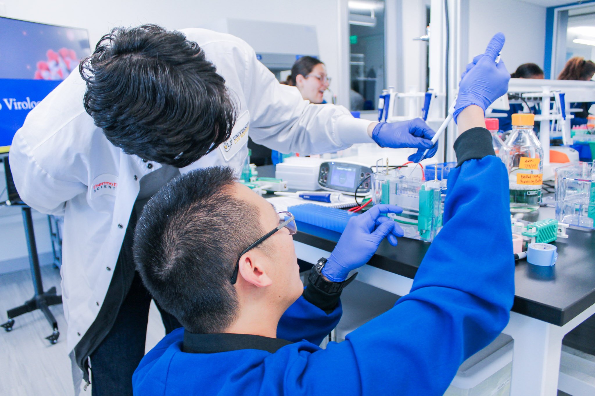 Navigating the Transition: Key Considerations Upon Graduating from a Wet Lab Incubator